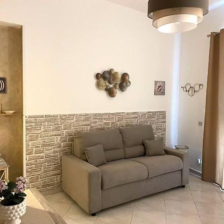 Mona House Accogliente Casa Vacanza Palermo Esterno foto